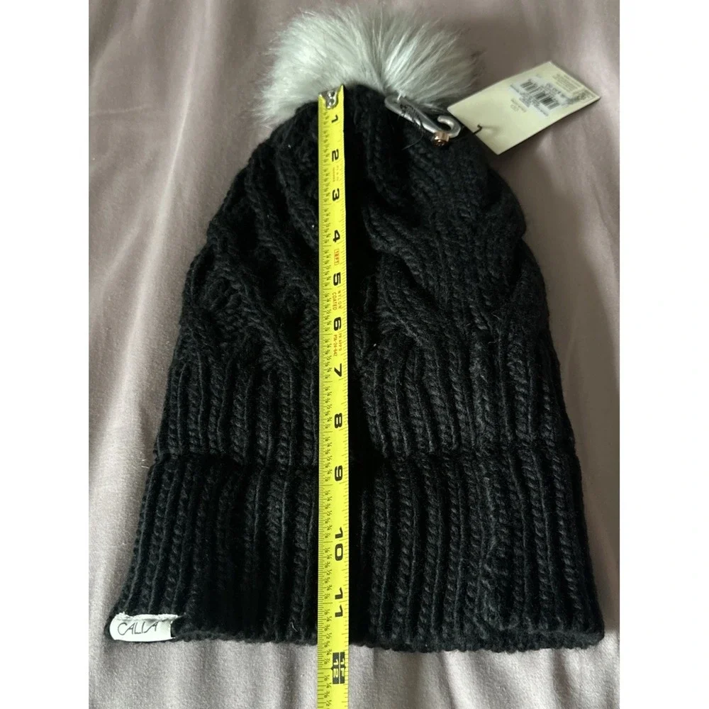 CALIA By Carrie Underwood Women O/S Cable Knit Beanie Faux‎ Fur Pom-Pom Black